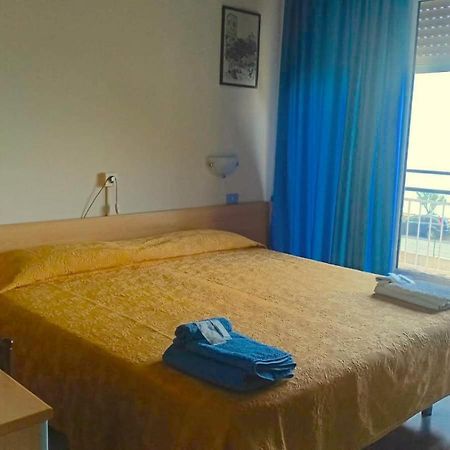B&B Solana Ноли Экстерьер фото