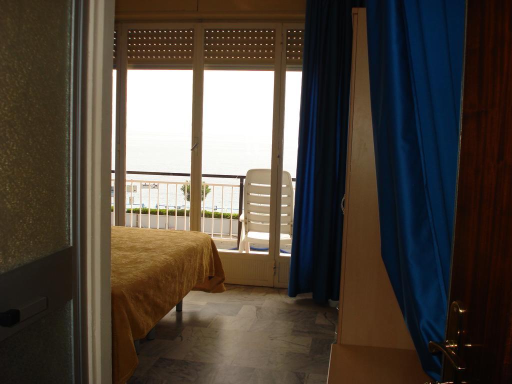 B&B Solana Ноли Экстерьер фото